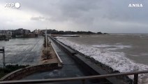 Maltempo in Francia, un morto per la tempesta Ciaran