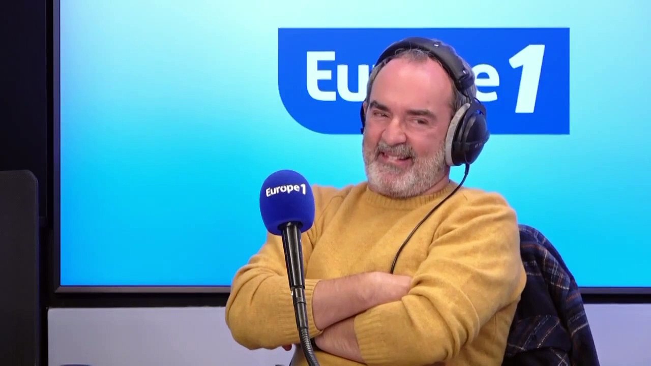 Pierre-Antoine Damecour, alias Clovis Dussax, prof d'histoire au collège Stéphane Bern de Versailles