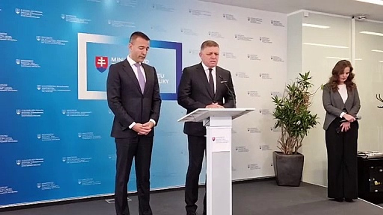 ZÁZNAM: Premiér zdôraznil potrebu posilňovania tradícií a štátnych sviatkov v školstve