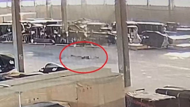 Çatıdan düşen işçi, hayatını kaybetti