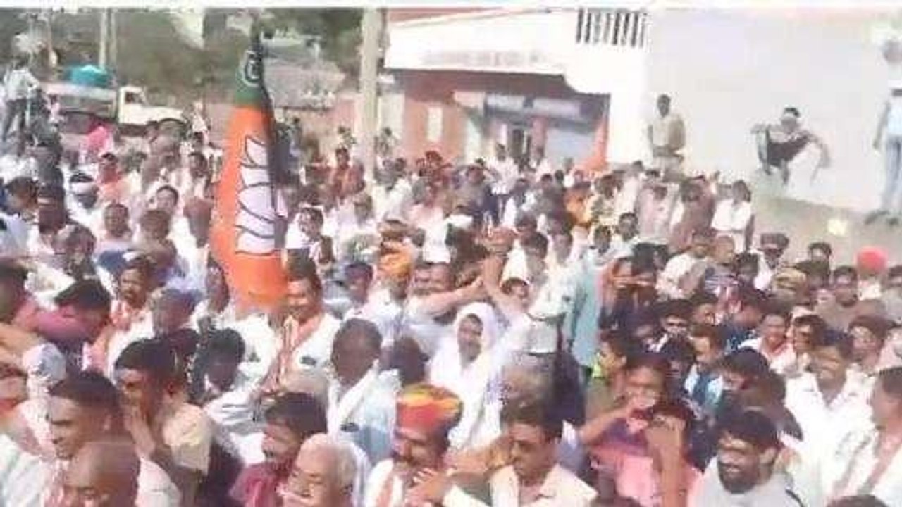 नावां: भाजपा प्रत्याशी विजय सिंह चौधरी ने हजारों समर्थको के साथ किया नामांकन दाखिल