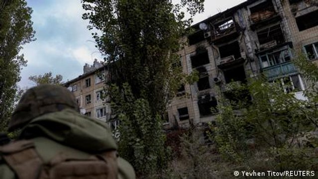 Russia bombs more than 100 Ukraine settlements in 24 hours