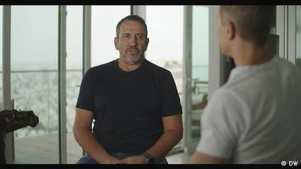 Eyal Waldman, father of Hamas attack victim, speaks to DW