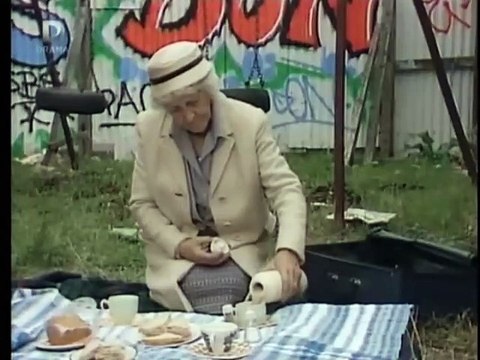 Nineties Eastenders (23rd October 1990)