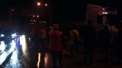 TEM'de 18 araç birbirine girdi! 7 km'lik kuyruk oluştu