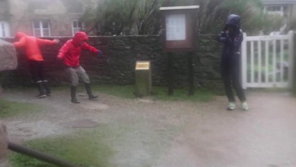 폭풍 '시아란' 서유럽 강타...6명 사망·피해 속출 / YTN