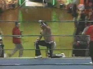 Ultimo Guerrero vs Volador Jr.