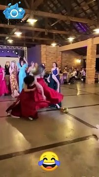 Great Funny Fails Follow for more . . . . . . . . #fun #funny #comedy #hilarius #us #usa #ضحك #ضحكة #مسخره #كوميديا #كوميدي #reels #viralvideos #viralvideos #reels #explore #prank #pranks #pranked #pranking