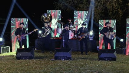 Los Terceros - No Me Mires Así (En Vivo)