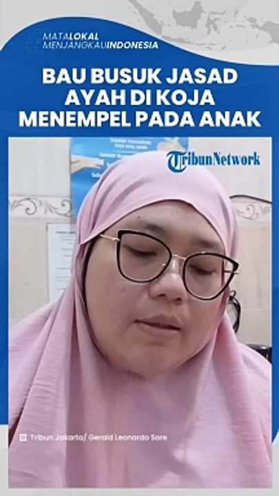 Anak yang Ditemukan Bersama Jasad Ayah Adik di Koja Selamat Namun Bau Busuk Tak Hilang dari Tubuh_720p