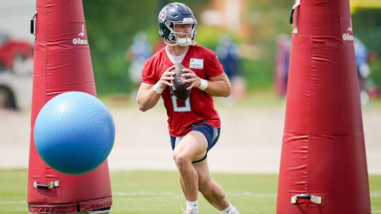 Will Levis Excels in Tight Game vs. Pittsburgh Steelers