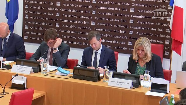 Commission des lois : M. Stanislas Guerini, ministre de la Transformation et de la Fonction publiques ; Crédits de la mission « Transformation et Fonction publiques » - Jeudi 2 novembre 2023