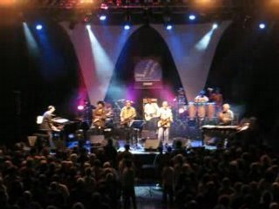 Manu DIBANGO en concert à orthez