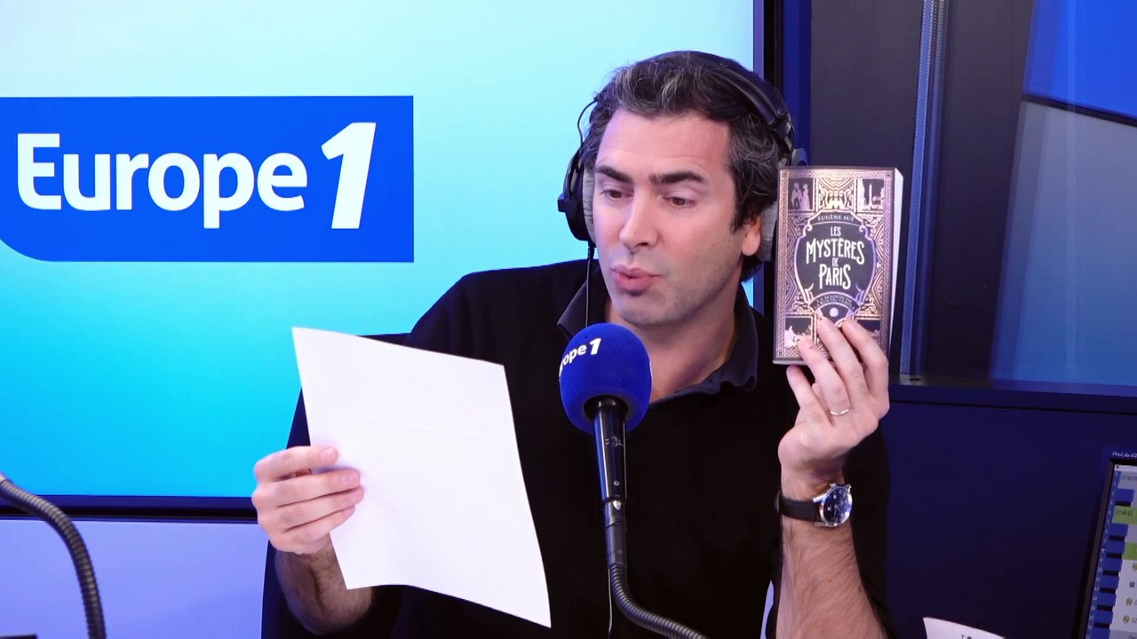 Le livre «Les Mystères de Paris» de Eugène Sue et une chanson inédite des Beatles