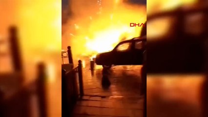 İlkokul yakınında silahlı havai fişekli gelin alma merasimi!