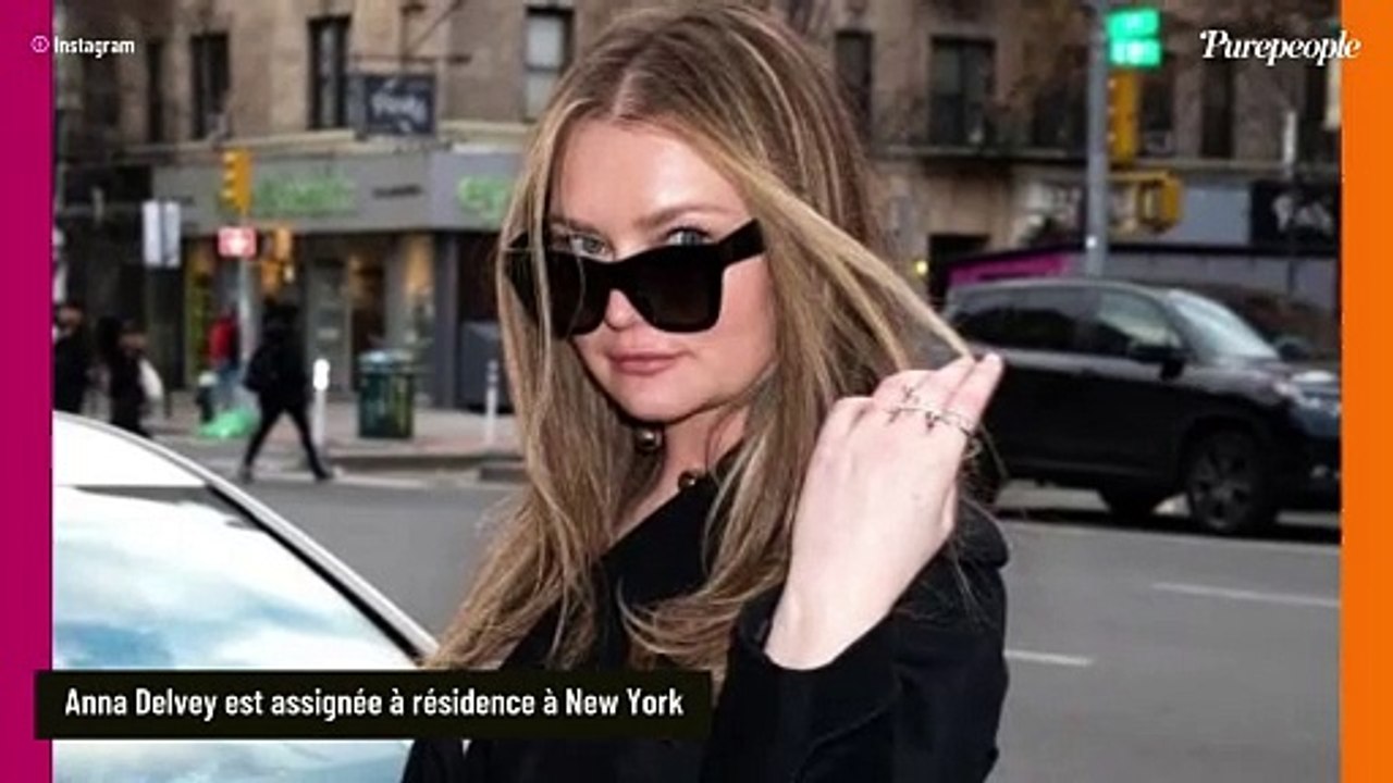 Anna Delvey (Inventing Anna) cloîtrée dans un appartement à New York avec un bracelet électronique...