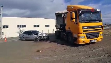 Tırla otomobil çarpıştı: 1 yaralı