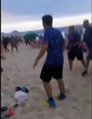 Homem se filma enquanto agride torcedor do Boca em Copacabana