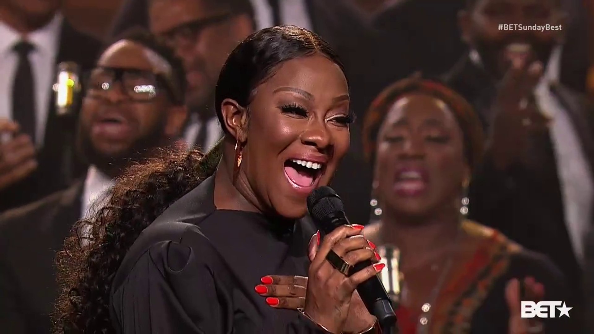Donald Lawrence & The Tri-City Singers + Le'Andria Johnson - Deliver Me  (This Is My Exodus) - Sunday Best - 2019