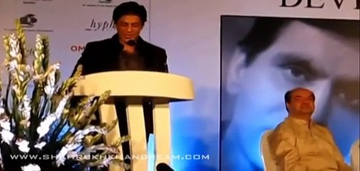 Download Video: Shahrukh Khan reads Dilip Kumar's letter at Devdas dialogues book launch in 2012