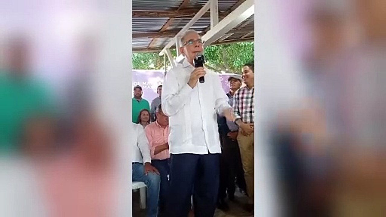 Danilo Medina sobre Gobierno del PRM: “Ahora las neveras son Doble A: agua arriba y agua abajo"