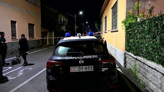 Corbetta, Luigi Buccino ucciso con coltellate alla gola dalla moglie. Poi, Vita Di Bono si taglia collo e polsi