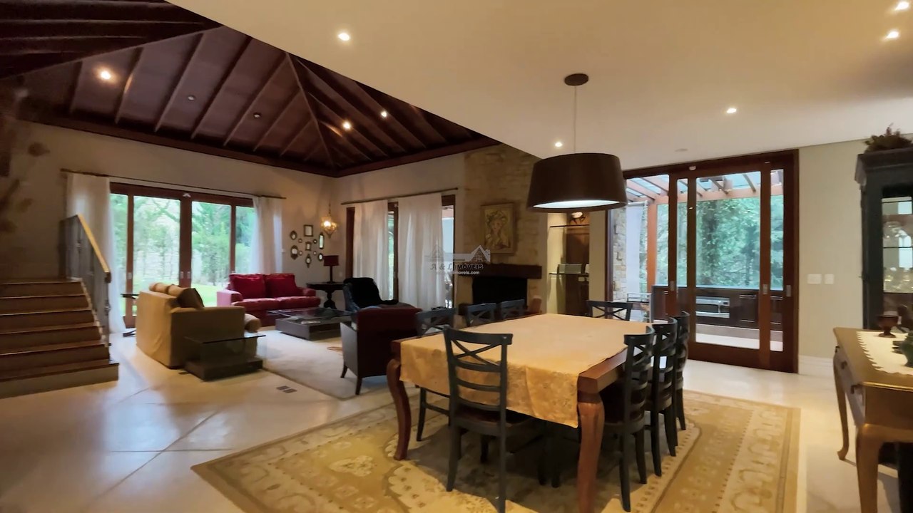 Magnífica casa à venda em Campos do Jordão | Magnificent luxury house for sale in gated community - Ref. 98