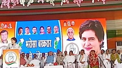 नामांकन रैली में शक्ति प्रदर्शन