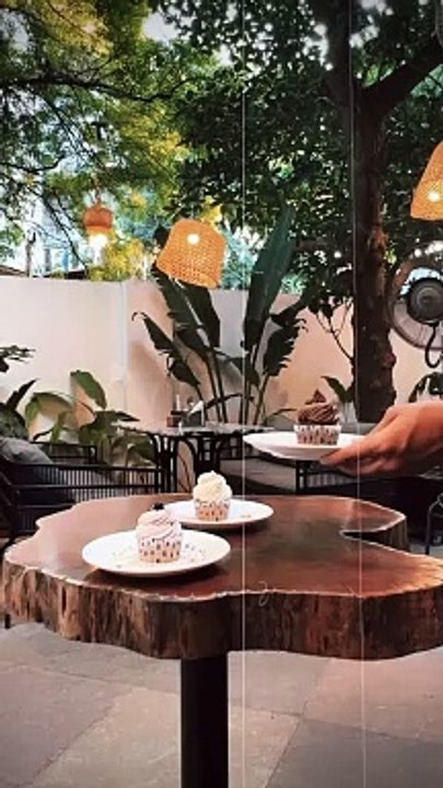 When it comes to desserts, cake probably “takes the cake” for being the champion of sweetness and goodness. I love it; you love it; everyone loves it! Looking for the perfect Cupcake? Look no further, This Is It!