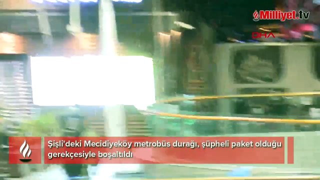 Mecidiyeköy metrobüs durağında şüpheli paket alarmı! Ekipler bekleniyor