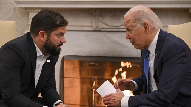 Críticas a presidente de Chile por pedir a Joe Biden que retire a Cuba de la lista de países patrocinadores del terrorismo