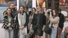 Objawiają się młode talenty. Wystawa zdolnych licealistów