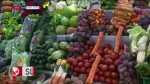 Mercados en La Paz: Sube el precio de la papa, pero baja el kilo de pollo