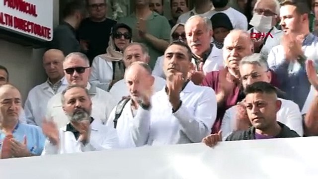 Sağlık STK'ları İstanbul İl Sağlık Müdürlüğü önünde İsrail protestosu gerçekleştirdi