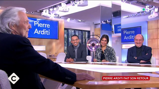 Pierre Arditi pour sa première apparition télé depuis son malaise au théâtre Edouard VII. Le comédien était l'invité de C à vous sur France 5.