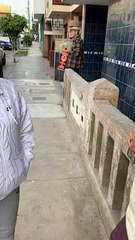 Abuelito escuchó el partido de la 'U' por radio e hinchas se conmueven