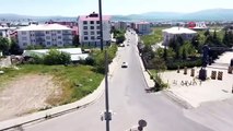 Bingöl Belediyesi Şair Eşref Caddesi'nde yol genişletme çalışmalarına başladı