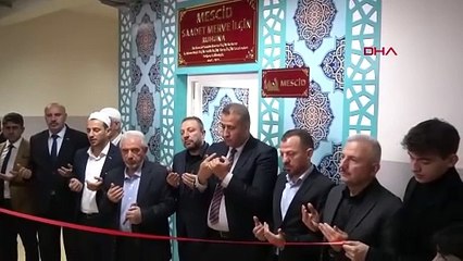 Depremde hayatını kaybeden akademisyenin ismi okulda mescide verildi