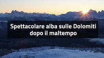 Spettacolare alba sulle Dolomiti dopo il maltempo