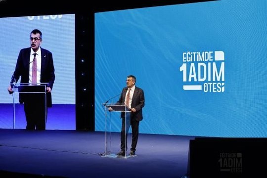 Milli Eğitim Bakanı Yusuf Tekin, Eğitimde Bir Adım Ötesi Zirvesi'ne Katıldı