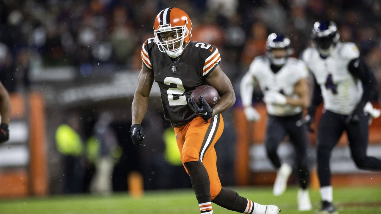 Amari Cooper Fantasy Football: Should You Start Him in Week 9?
