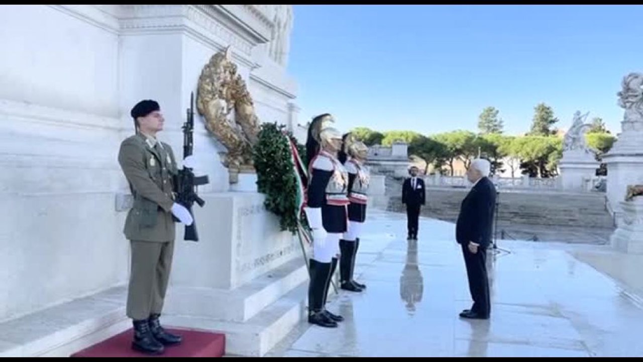 Mattarella all'Altare della Patria per Giorno dell'Unità Nazionale