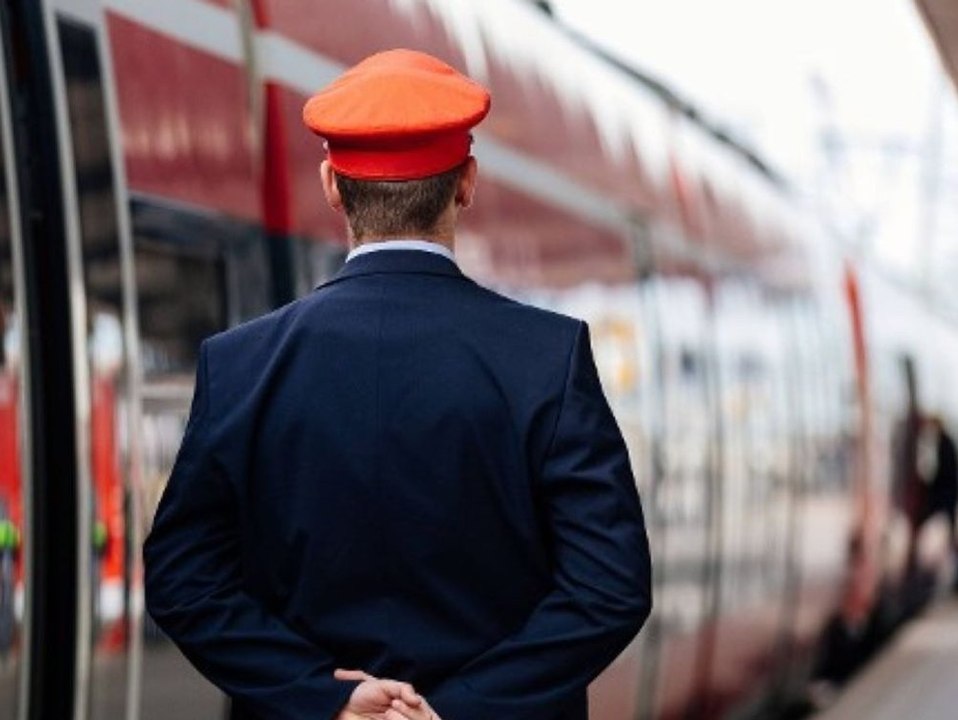 Seit jahresbeginn: db-regio-mitarbeiter fast 1.000 mal attackiert