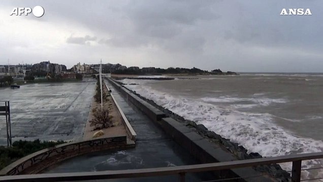 Maltempo in Francia, un morto per la tempesta Ciaran