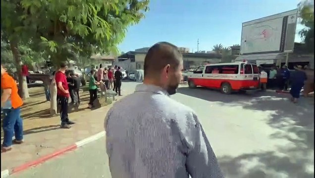 Bombardeio perto de hospital em Gaza; Hamas denuncia 15 mortos em escola da ONU