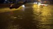 Çanakkale'de Sağanak Yağış: Cadde ve Sokaklar Göle Döndü