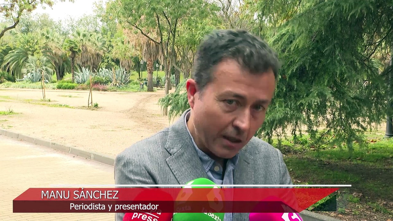 La capilla ardiente de José María Carrascal acoge a amigos y compañeros para despedirle