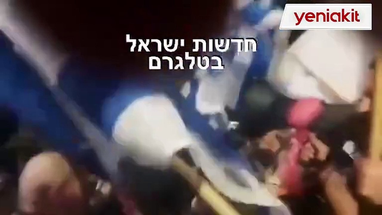 Netanyahu'nun evini bastılar