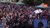 Salvini in piazza a Milano: Qui per pacificare e per unire