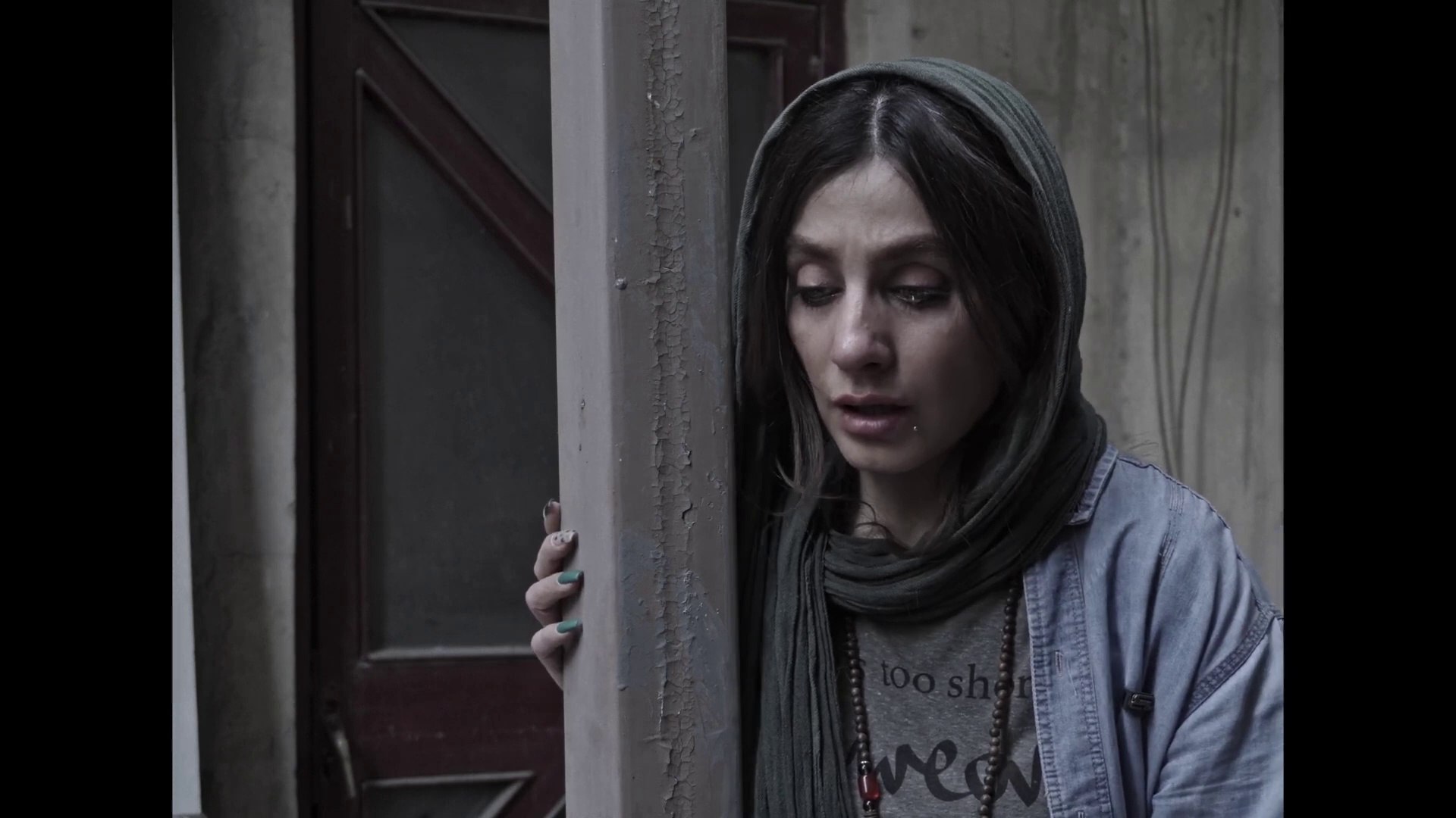 ⁣Falling Illusion - Horror Web Series